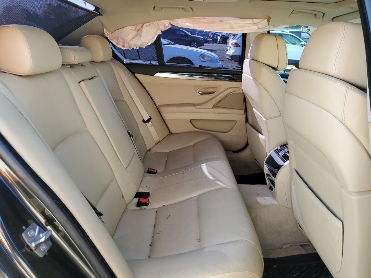 2011 BMW 5er VIN WBAFR7C53BC605287 Copart auction photo, front end / minor dent/scratches damage thumbnail 10