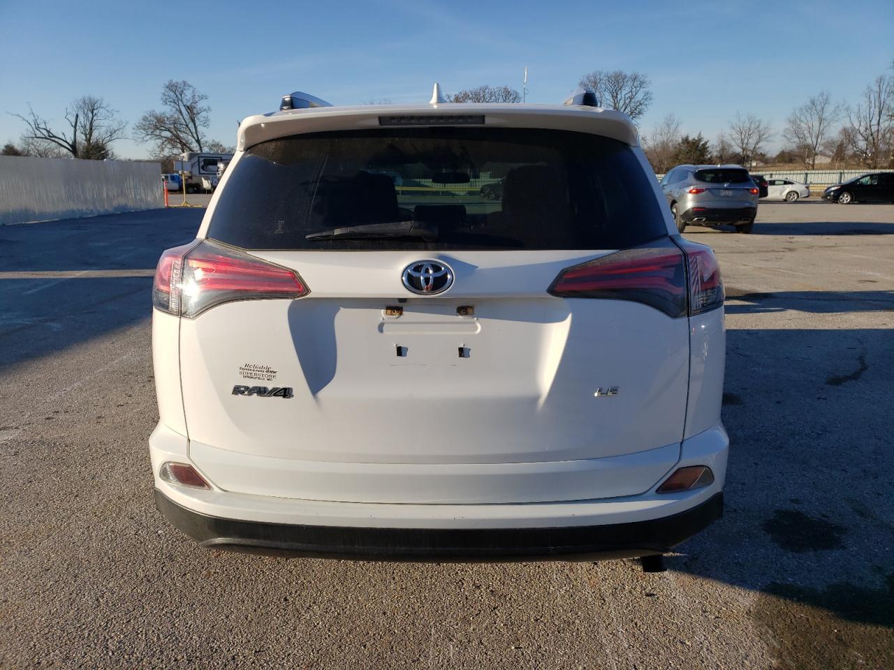 2016 Toyota RAV 4 VIN JTMZFREV7GJ089388 Copart auction photo, front end / minor dent/scratches damage thumbnail 6