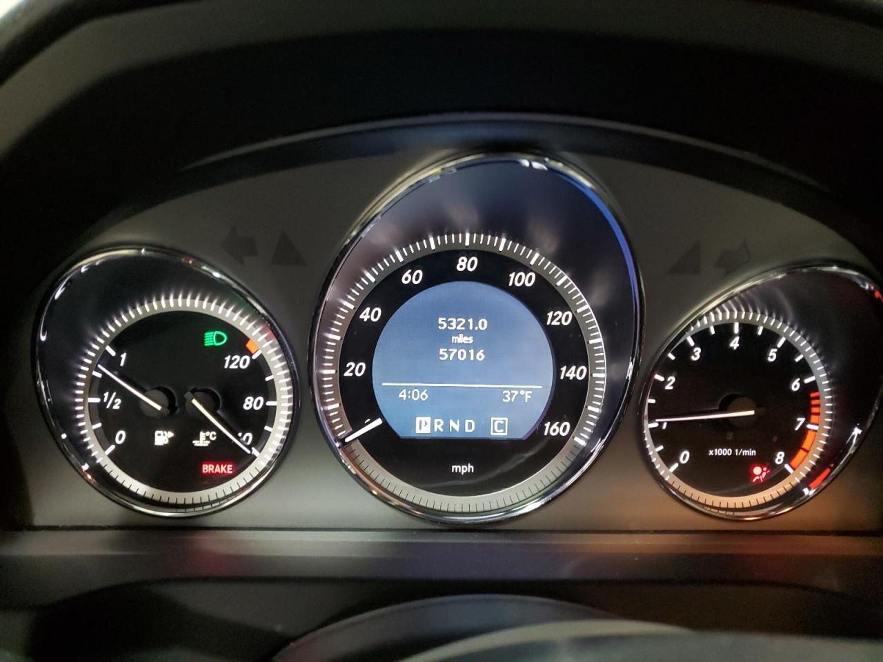 2010 Mercedes-Benz C-klasse VIN WDDGF8BB1AR131211 Copart auction photo, front end / mechanical damage thumbnail 9