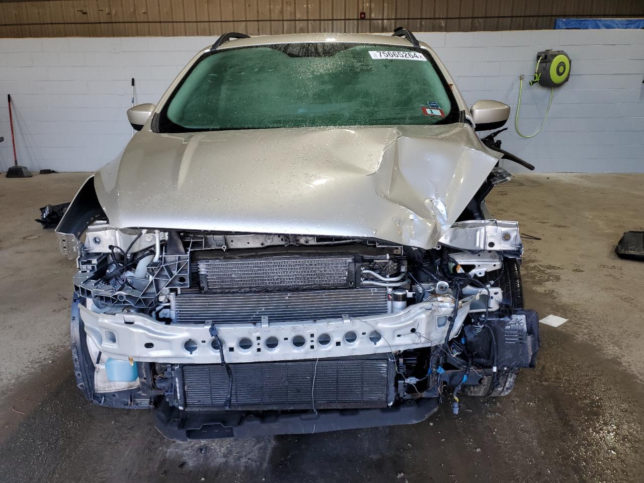 2018 Ford Escape VIN 1FMCU9HD7JUD11881 Copart auction photo, front end / side damage thumbnail 5
