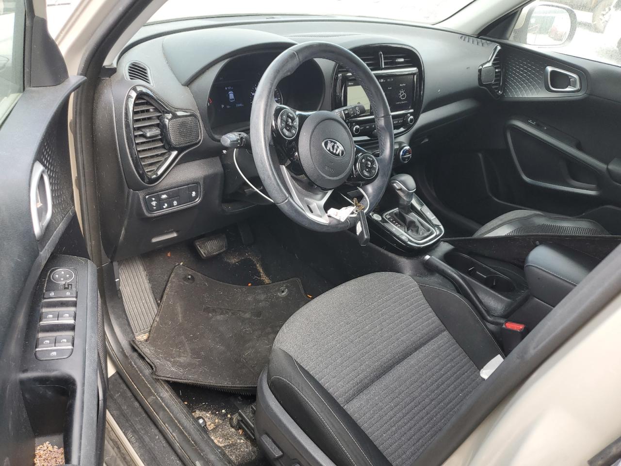 2020 KIA Soul VIN KNDJ33AU5L7081619 Copart auction photo, front end damage thumbnail 8