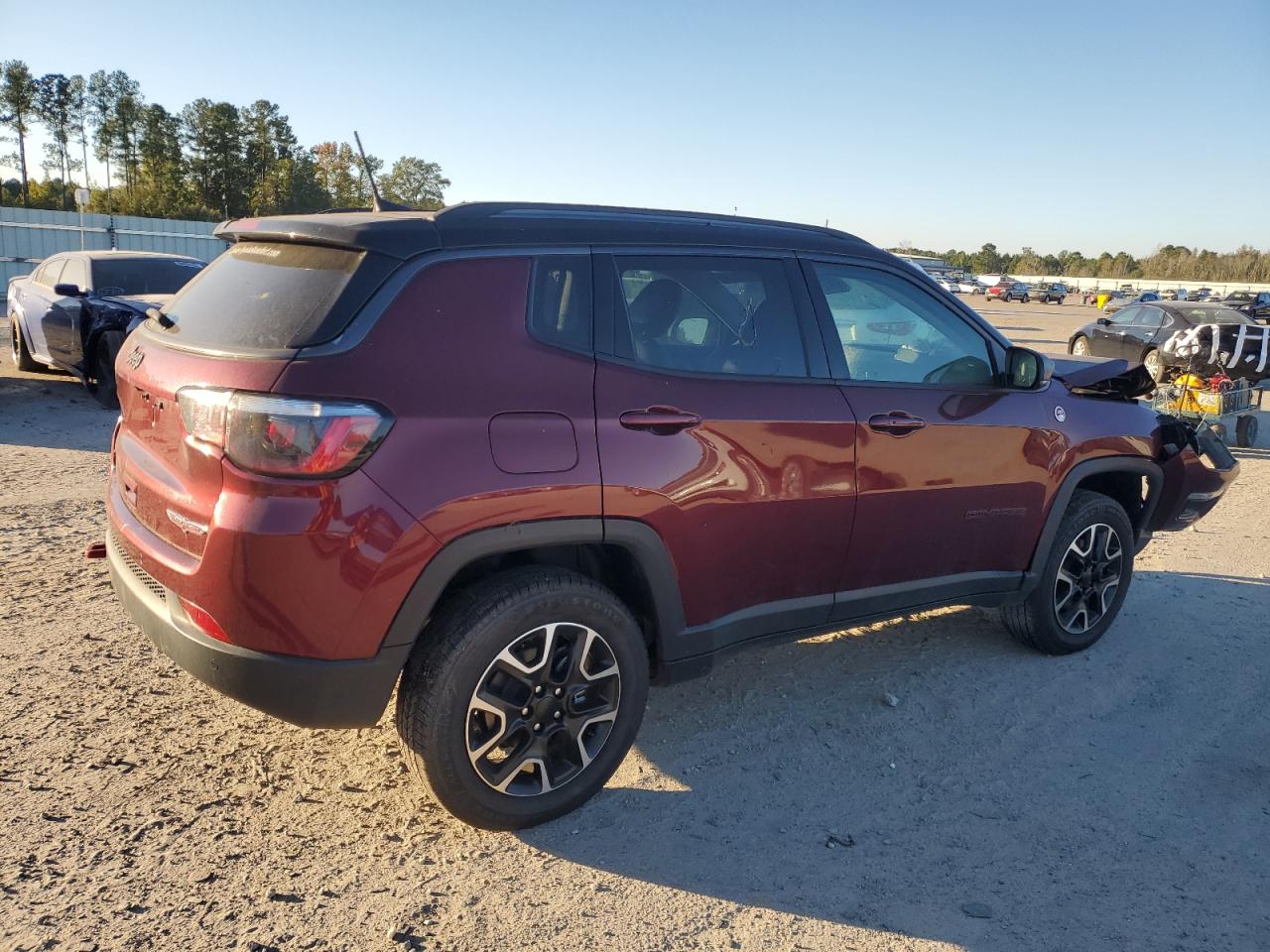 2021 Jeep Compass VIN 3C4NJDDB6MT591014 Copart auction photo, front end damage thumbnail 3