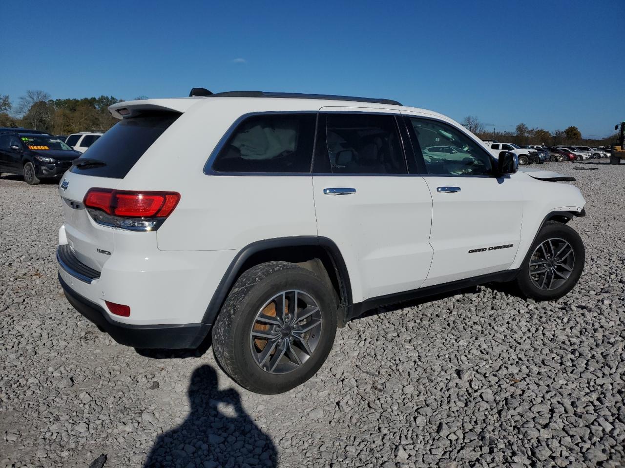 2020 Jeep Grand Cherokee VIN 1C4RJEBG1LC265797 Copart auction photo, front end damage thumbnail 3