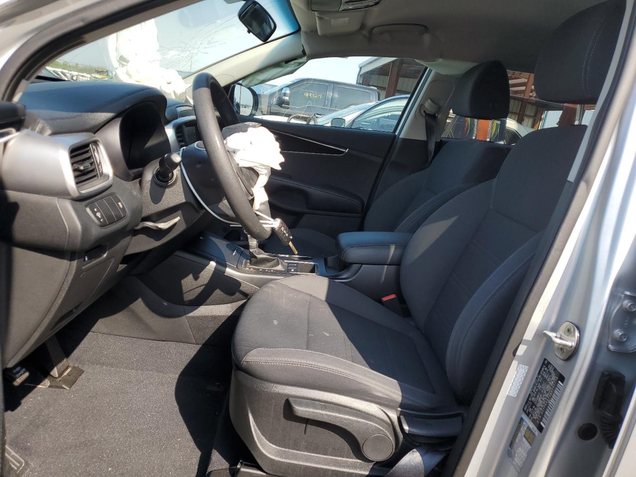 2019 KIA Sorento VIN 5XYPG4A33KG593778 Copart auction photo, front end damage thumbnail 7