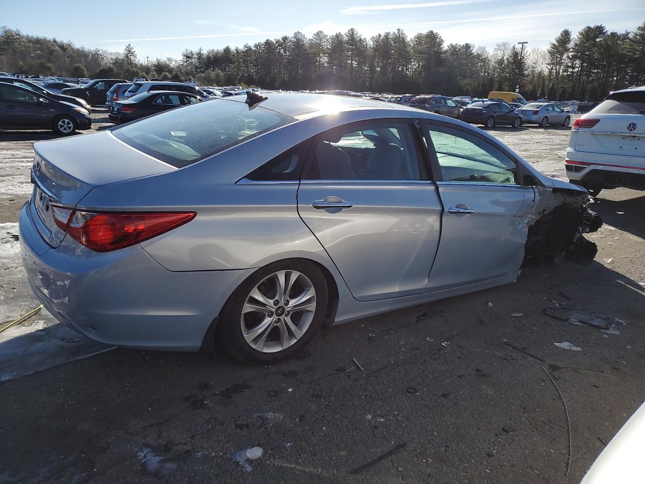 2013 Hyundai Sonata VIN 5NPEC4AC4DH743346 Copart auction photo, front end / minor dent/scratches damage thumbnail 3