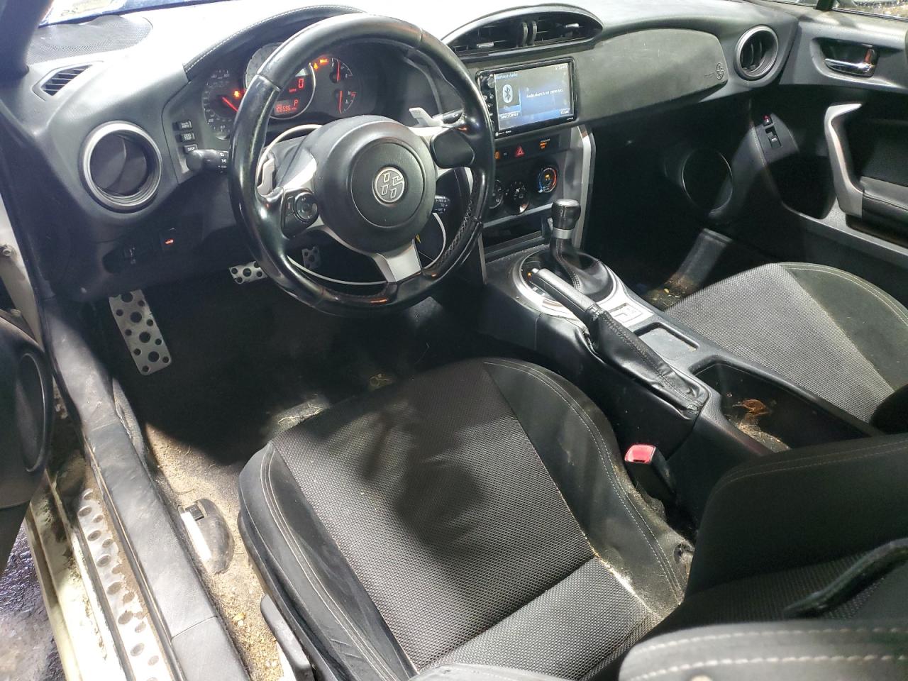 2017 Toyota GT86 VIN JF1ZNAA18H8705928 Copart auction photo, side / front end damage thumbnail 8