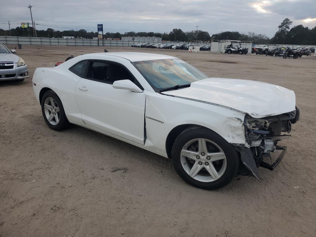 2011 Chevrolet Camaro VIN 2G1FB1ED6B9112180 Copart auction photo, front end damage thumbnail 4