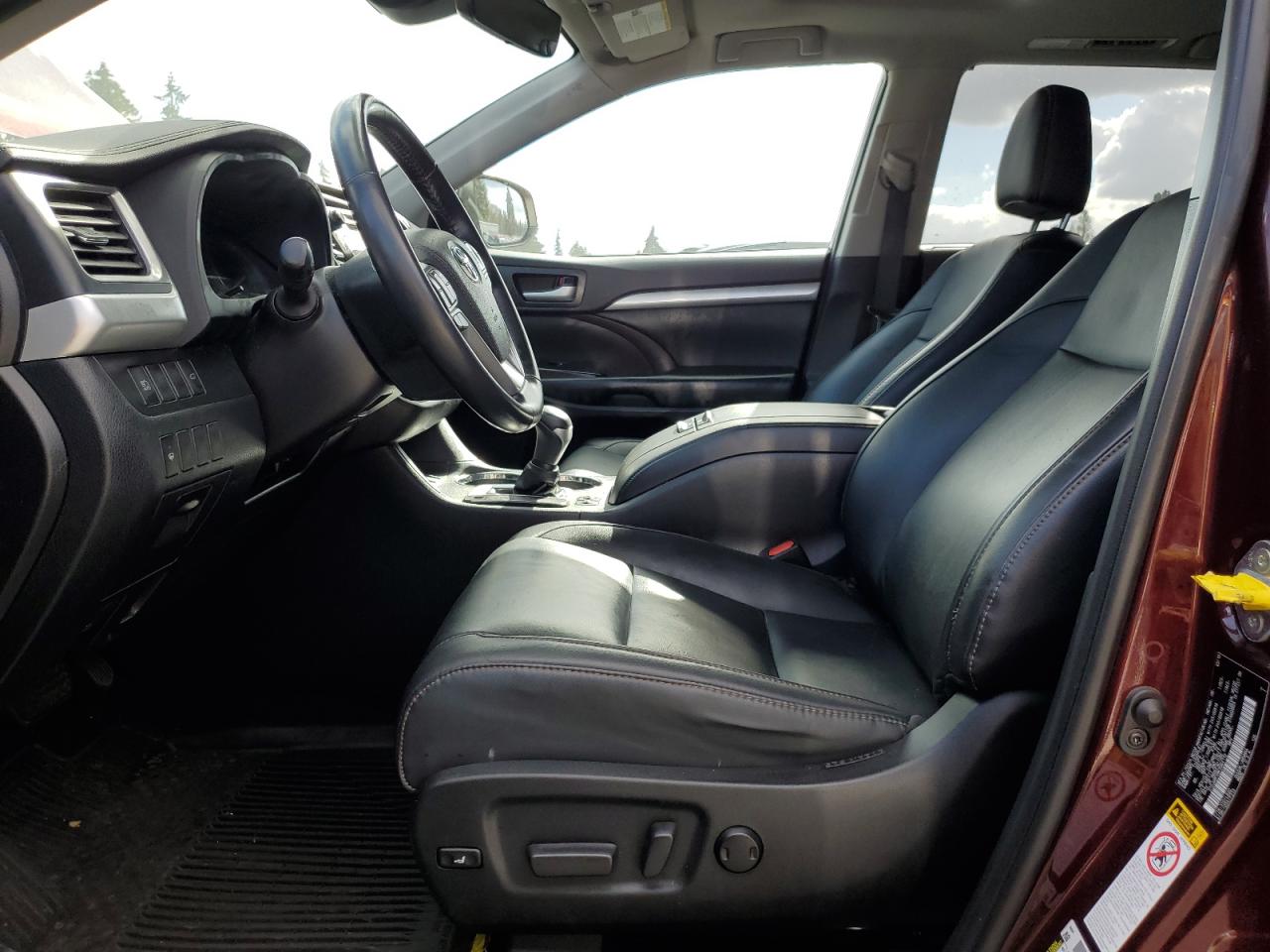 2019 Toyota Highlander VIN 5TDJGRFH8KS064112 Copart auction photo, minor dent/scratches damage thumbnail 7
