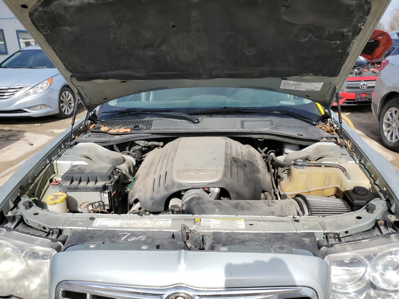 2006 Chrysler 300 VIN 2C3LK63H96H336010 Copart auction photo, side / minor dent/scratches damage thumbnail 11