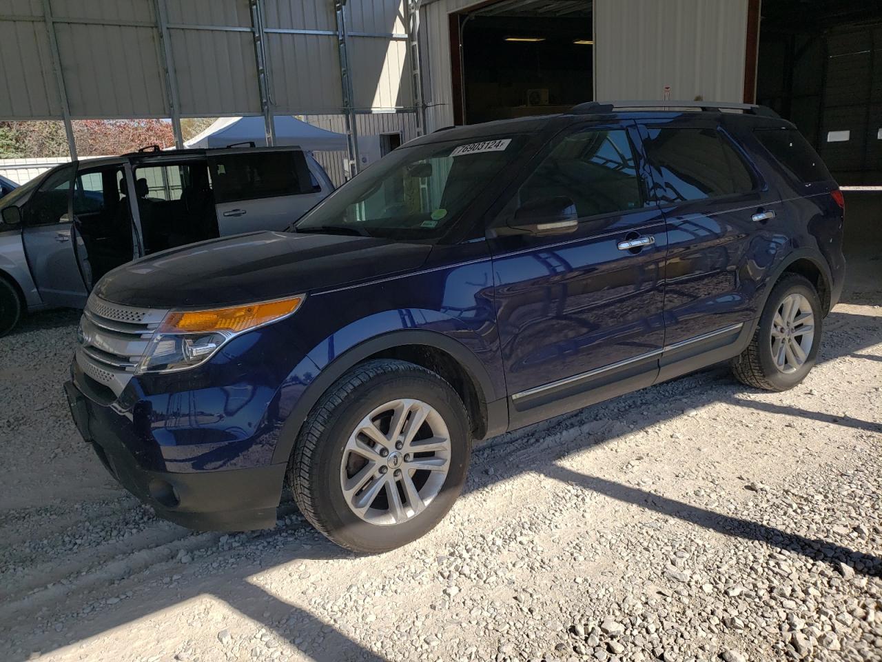 2011 Ford Explorer VIN 1FMHK8D84BGA66441