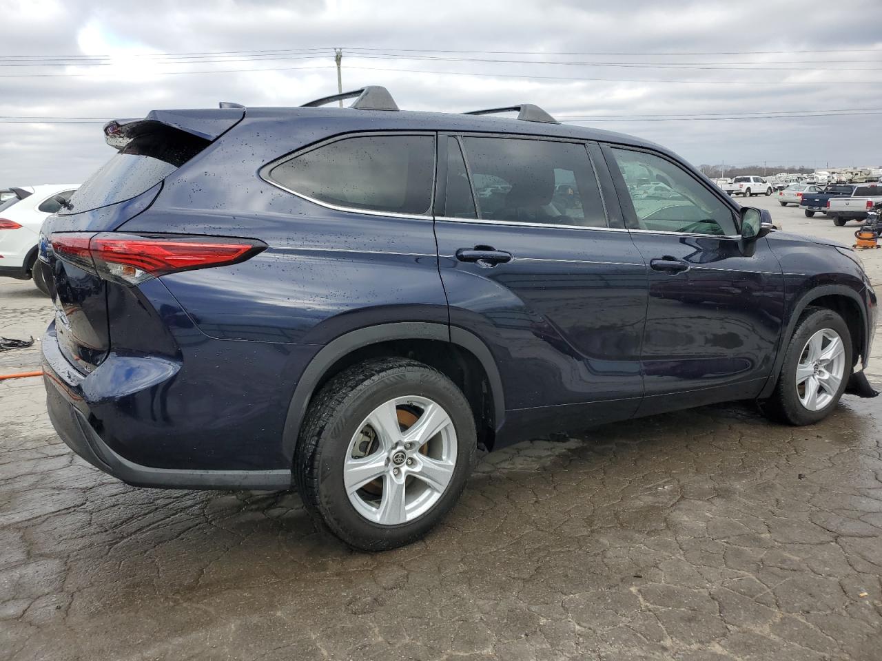2021 Toyota Highlander VIN 5TDZZRAH6MS031908 Copart auction photo, front end / undercarriage damage thumbnail 3