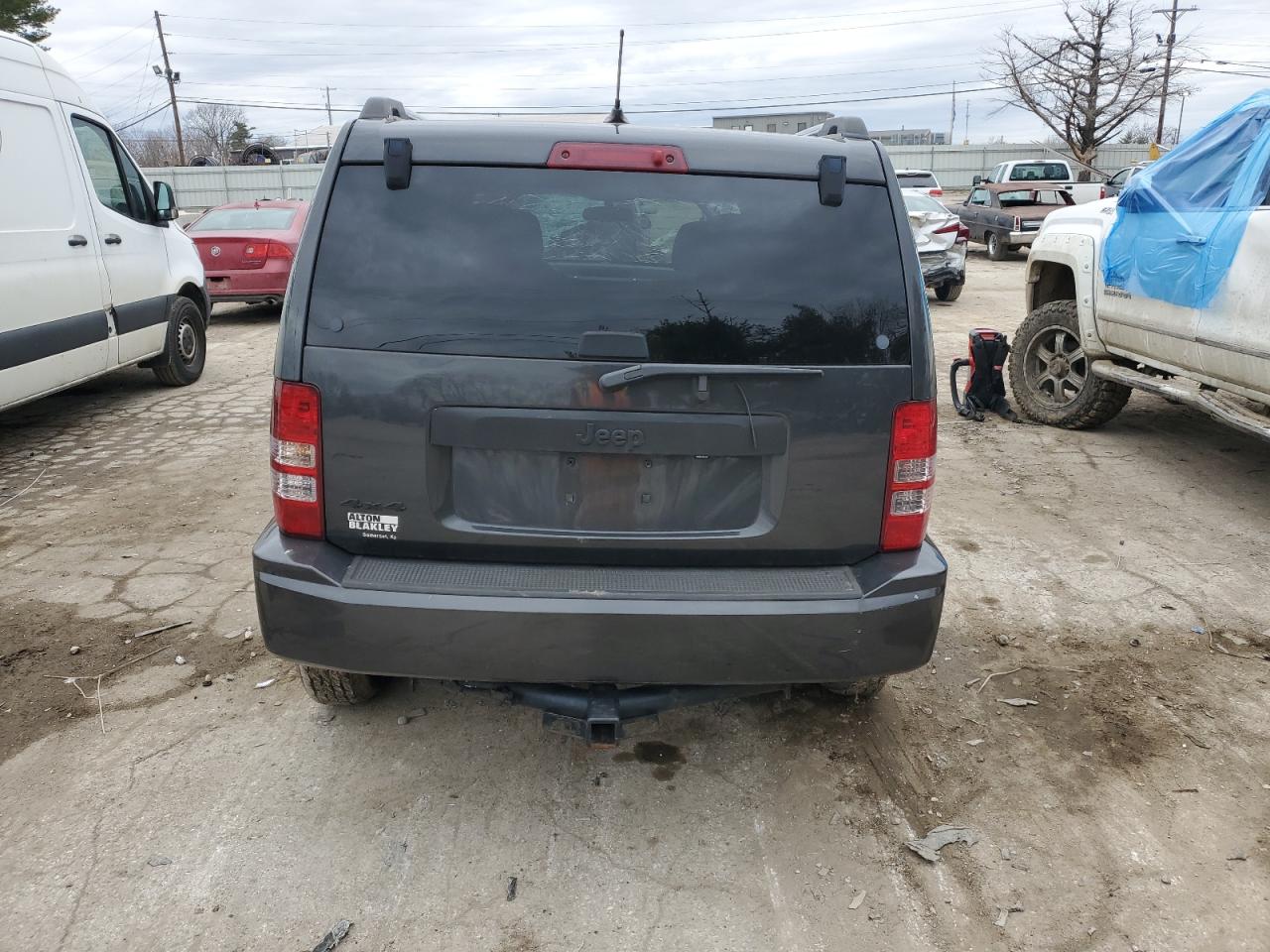 2011 Jeep Liberty (North America) VIN 1J4PN2GK4BW585663 Copart auction photo, top/roof damage thumbnail 6
