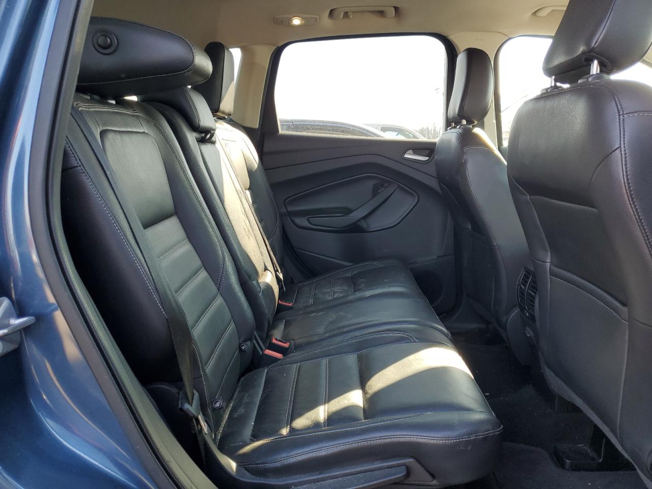 2018 Ford Escape VIN 1FMCU9HDXJUC94235 Copart auction photo, front end / side damage thumbnail 11