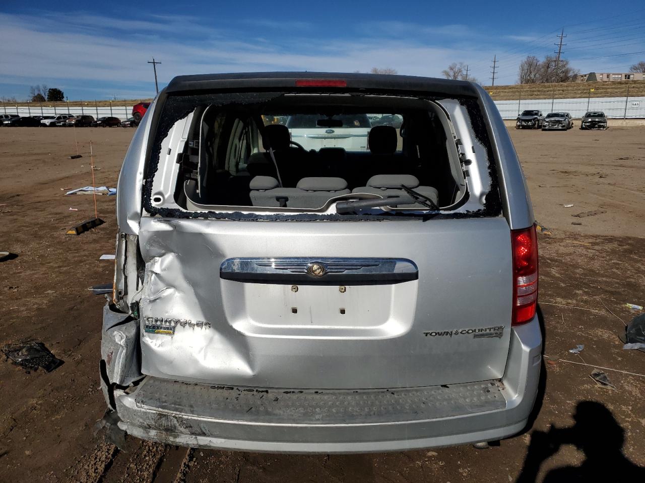 2009 Chrysler Town & Country VIN 2A8HR44E59R656406 Copart auction photo, rear end / front end damage thumbnail 6