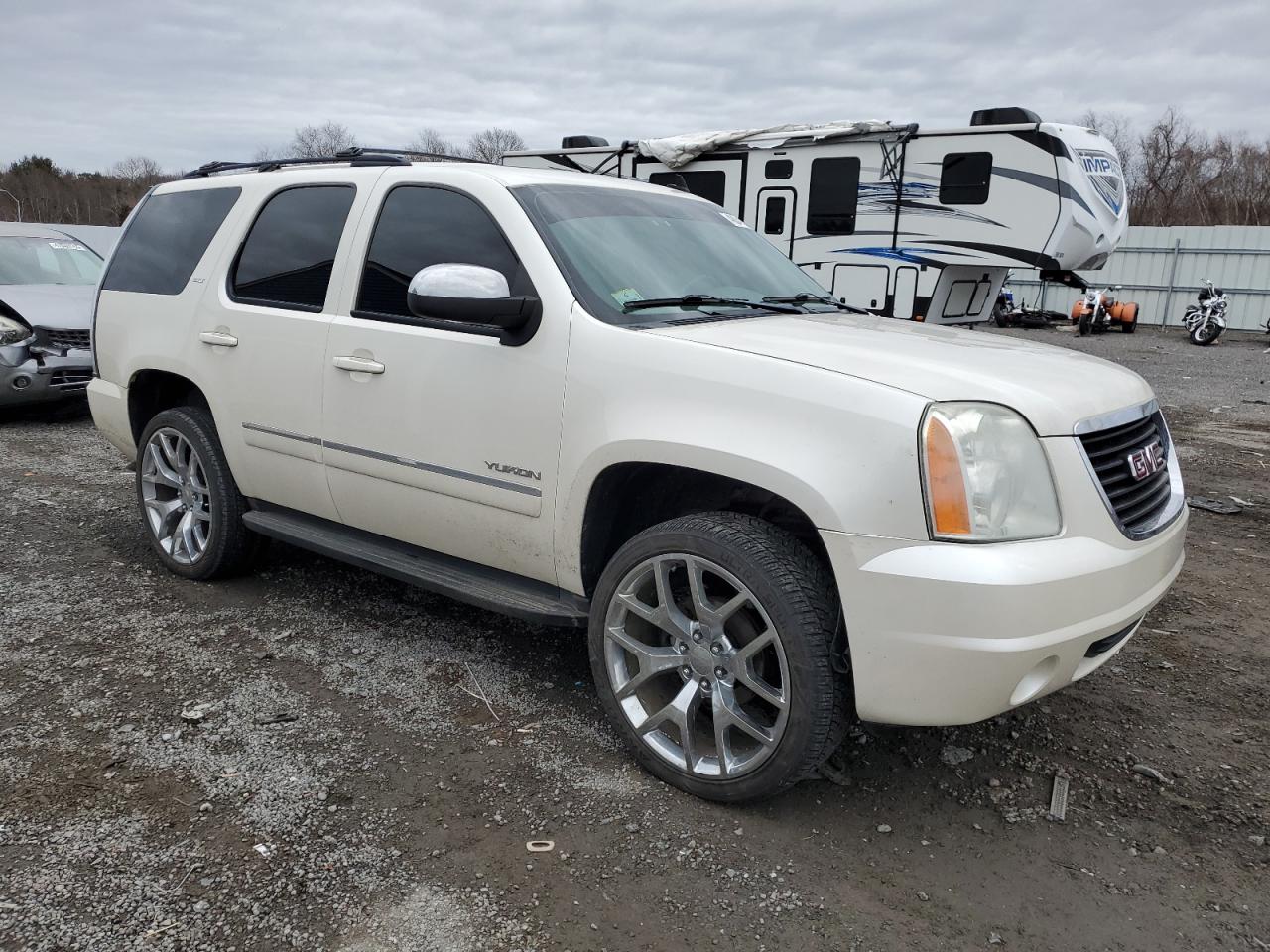 2012 GMC Yukon VIN 1GKS2CE06CR124968 Copart auction photo, minor dent/scratches damage thumbnail 4