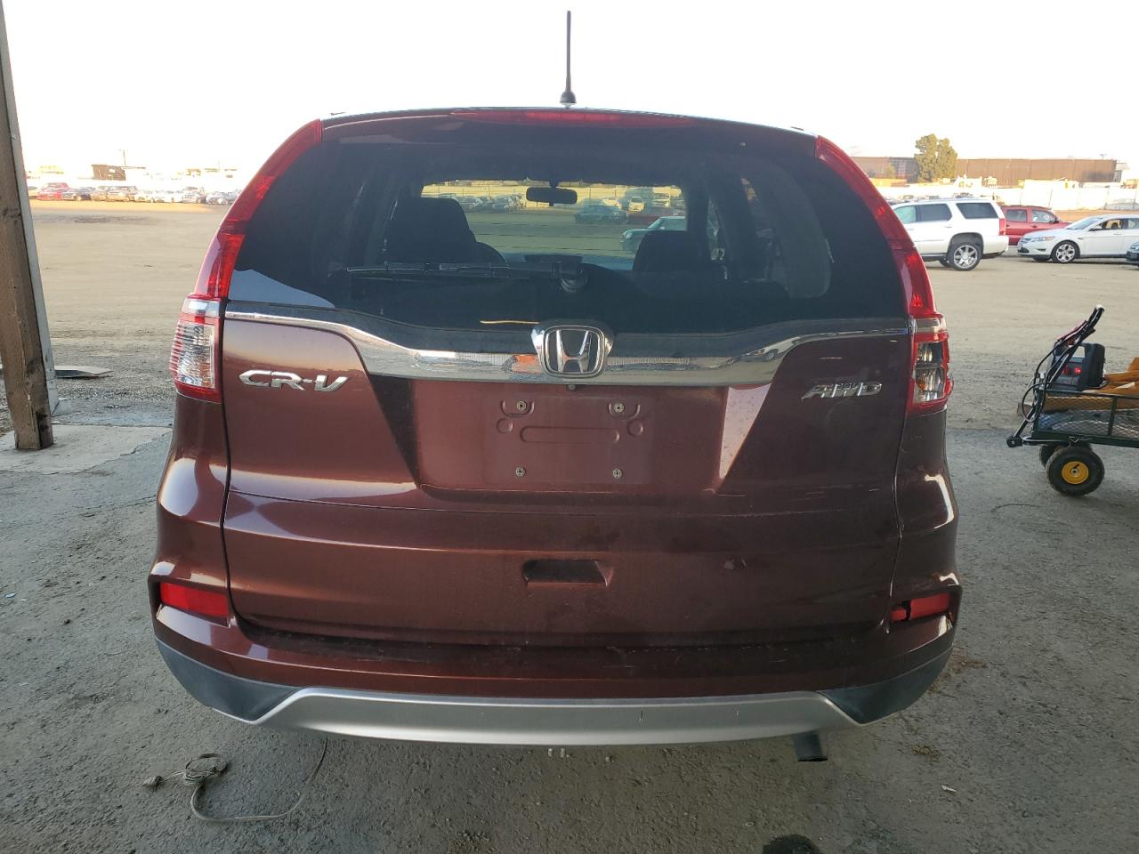 2016 Honda CR-V VIN 2HKRM4H58GH608705 Copart auction photo, front end damage thumbnail 6