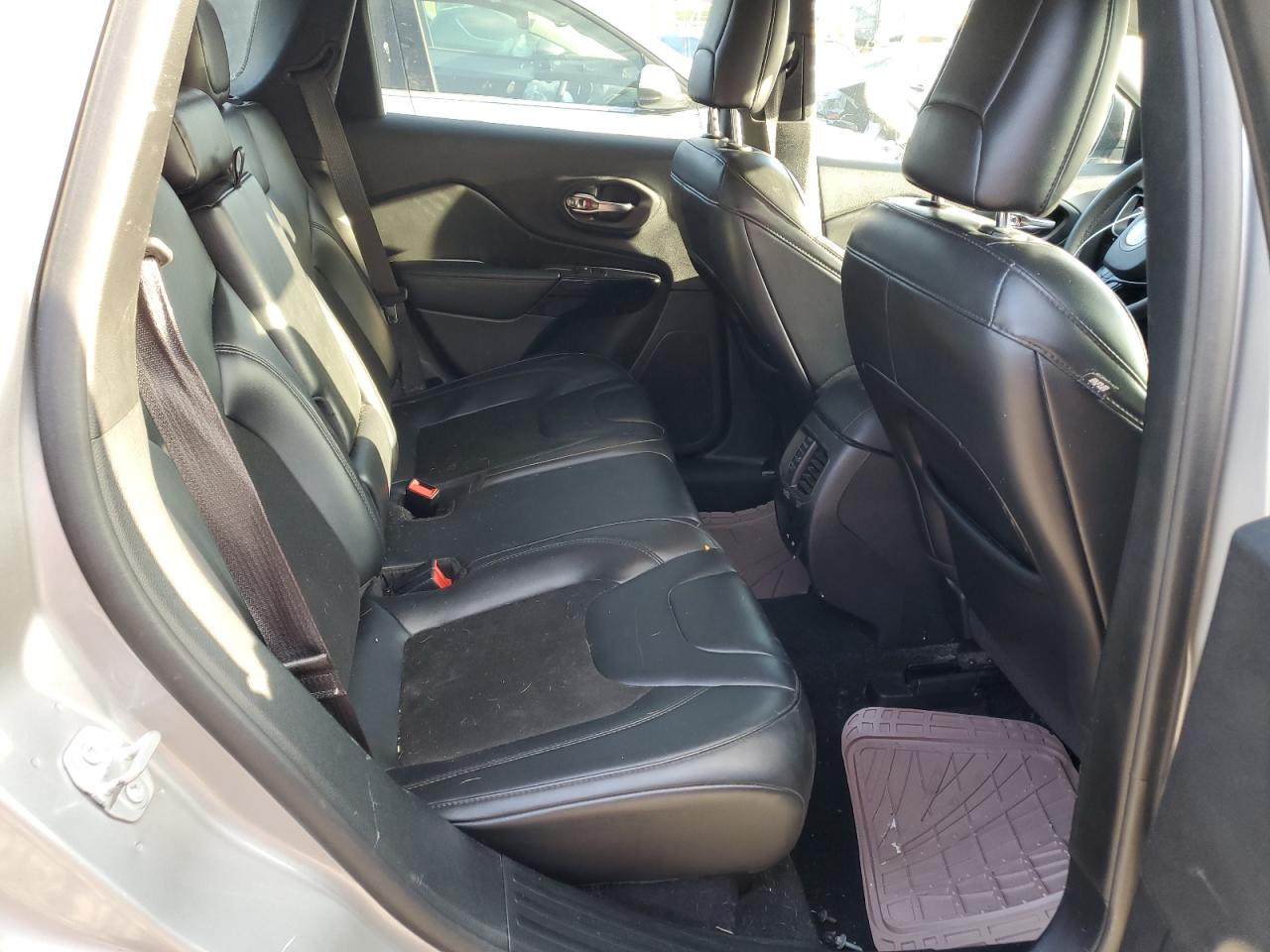 2020 Jeep Grand Cherokee VIN 1C4PJMLB9LD583391 Copart auction photo, rear end damage thumbnail 11