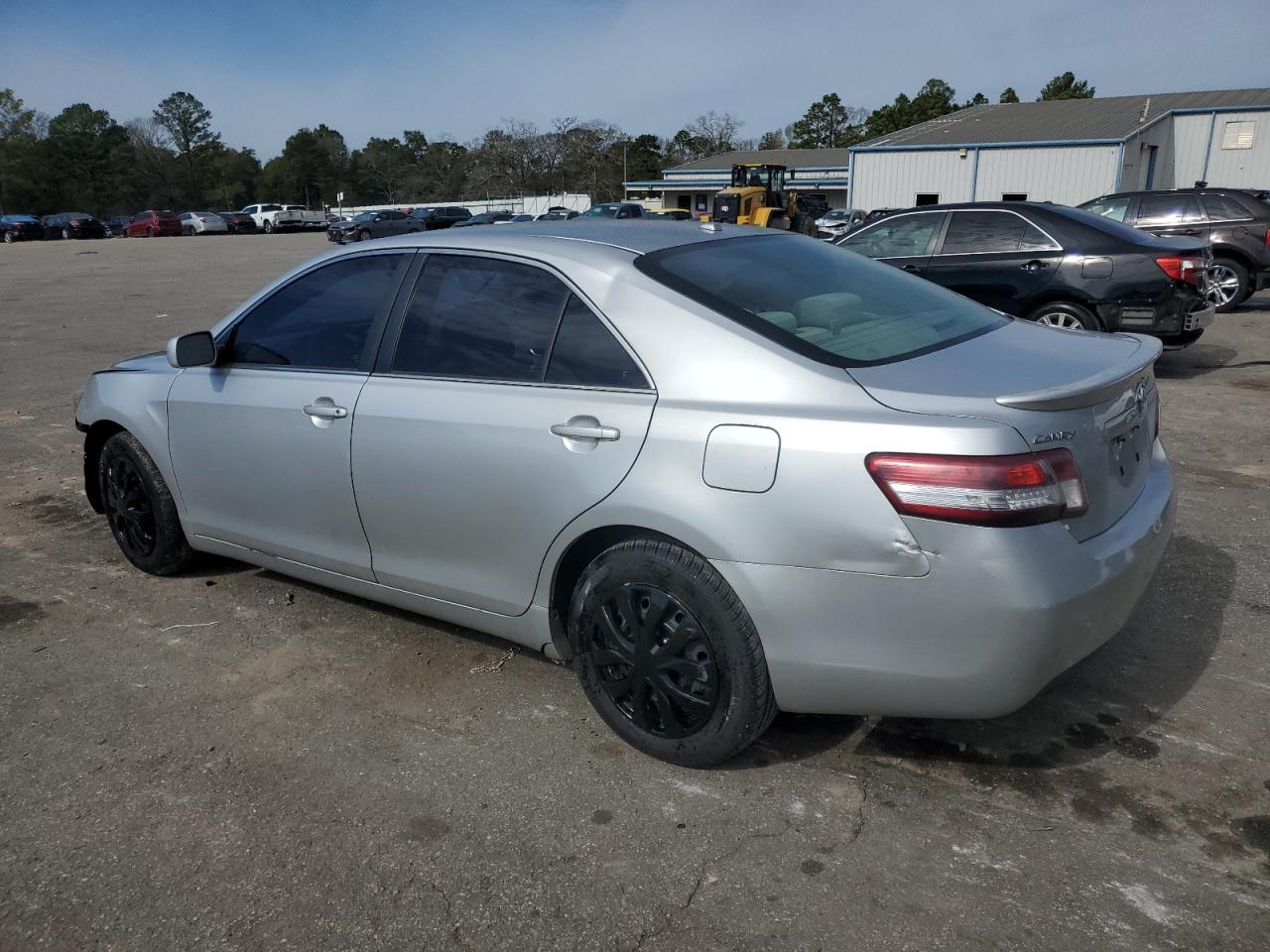 2011 Toyota Camry VIN 4T1BF3EK0BU760763 Copart auction photo, front end damage thumbnail 2