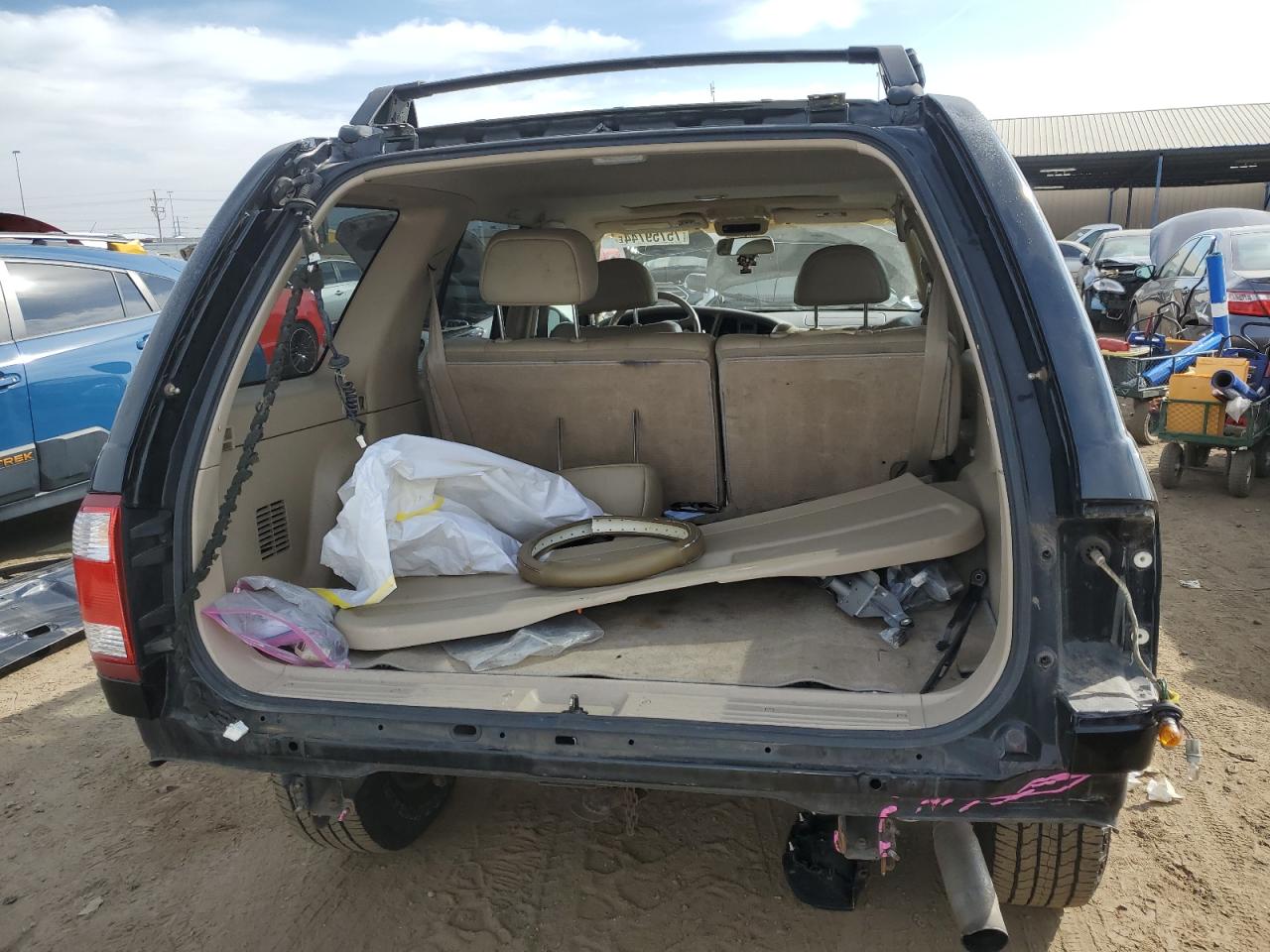 2001 Nissan Pathfinder VIN JN8DR07YX1W530174 Copart auction photo, rear end damage thumbnail 6