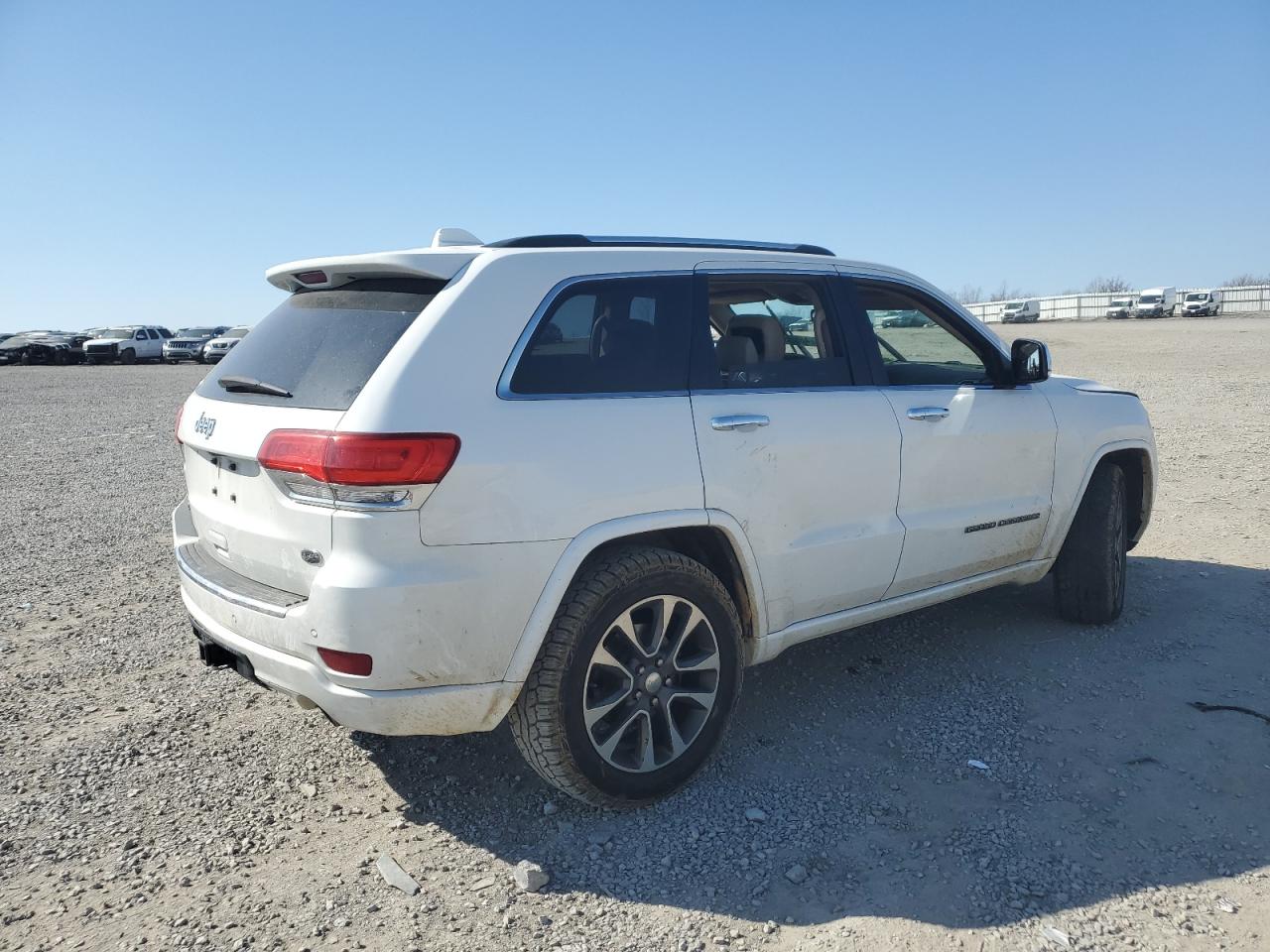 2017 Jeep Grand Cherokee VIN 1C4RJFCG9HC633011 Copart auction photo, water/flood damage thumbnail 3
