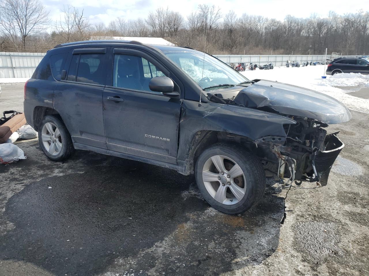 2014 Jeep Compass VIN 1C4NJDBBXED535653 Copart auction photo, front end damage thumbnail 4