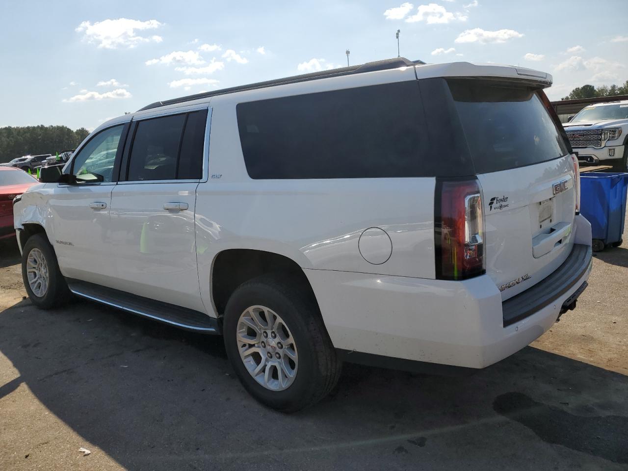 2019 GMC Yukon VIN 1GKS1GKCXKR239712 Copart auction photo, front end / side damage thumbnail 2