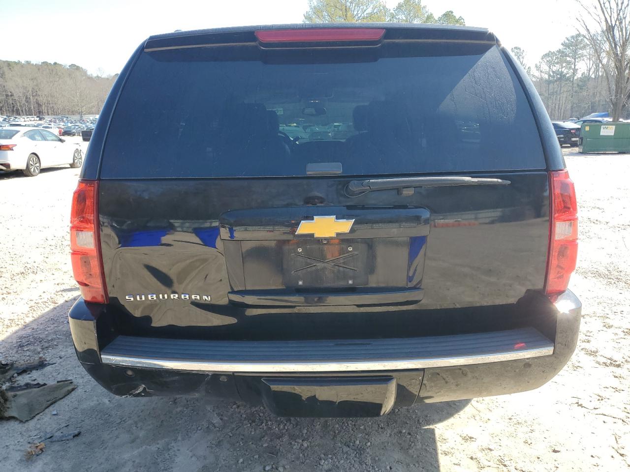 2014 Chevrolet Suburban VIN 1GNSKKE72ER194786 Copart auction photo, rear end / side damage thumbnail 6