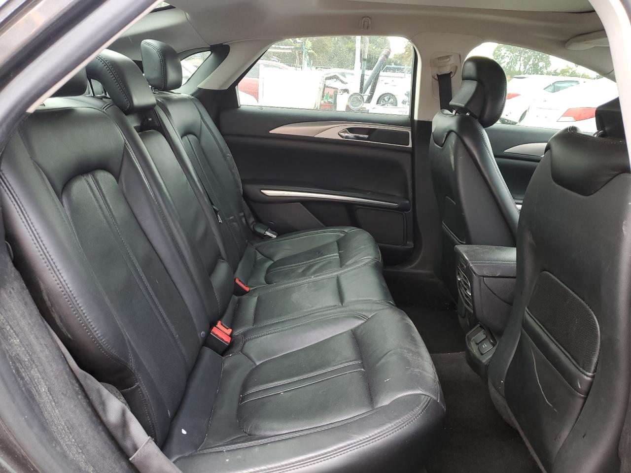 2016 Lincoln MKZ VIN 3LN6L2LU4GR603616 Copart auction photo, rear end / minor dent/scratches damage thumbnail 11