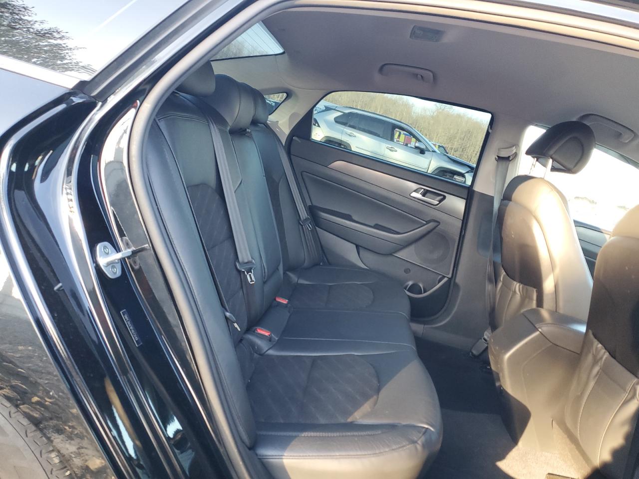 2015 Hyundai Sonata VIN 5NPE34AF8FH073149 Copart auction photo, all over damage thumbnail 11