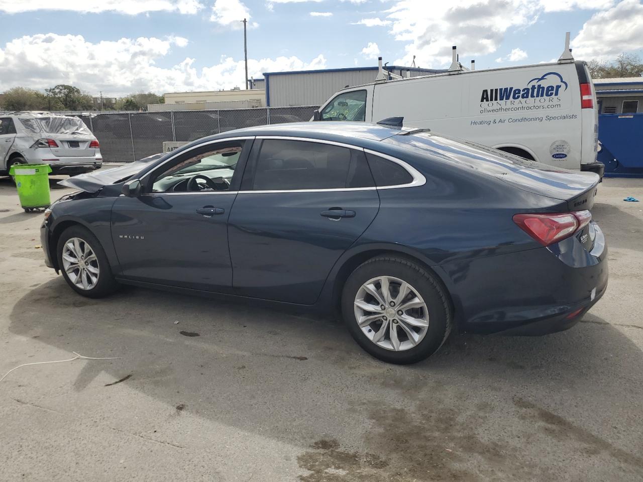 2020 Chevrolet Malibu VIN 1G1ZD5ST8LF006915 Copart auction photo, front end / side damage thumbnail 2