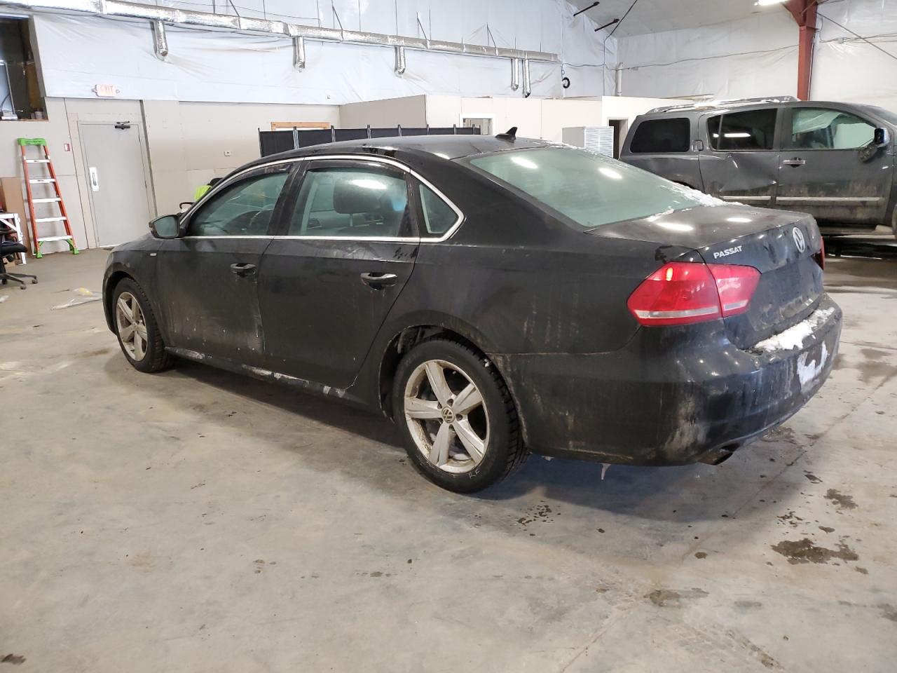 2014 Volkswagen Passat VIN 1VWAS7A34EC027897 Copart auction photo, all over damage thumbnail 2
