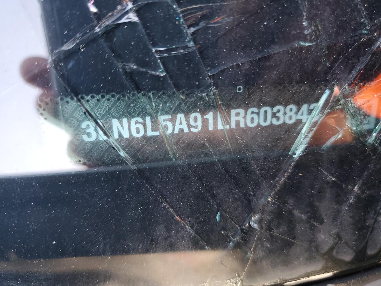 2020 Lincoln MKZ VIN 3LN6L5A91LR603843 Copart auction photo, front end / side damage thumbnail 12