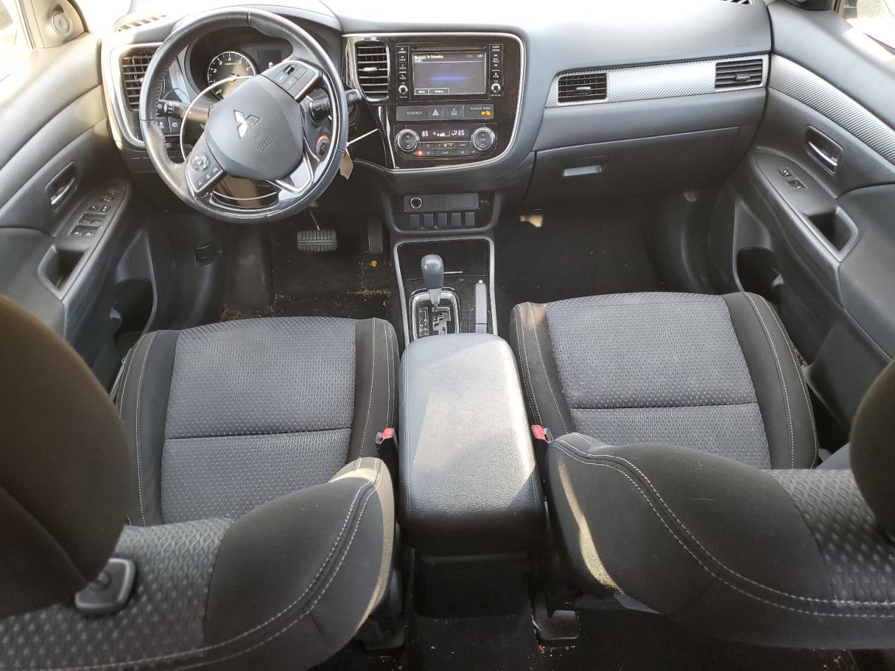 2017 Mitsubishi Outlander VIN JA4AD2A39HZ054721 Copart auction photo, front end damage thumbnail 8