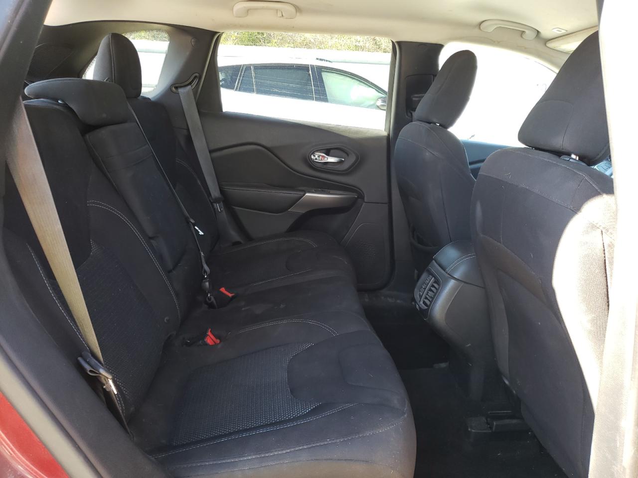2019 Jeep Grand Cherokee VIN 1C4PJLCB5KD222846 Copart auction photo, front end / side damage thumbnail 11