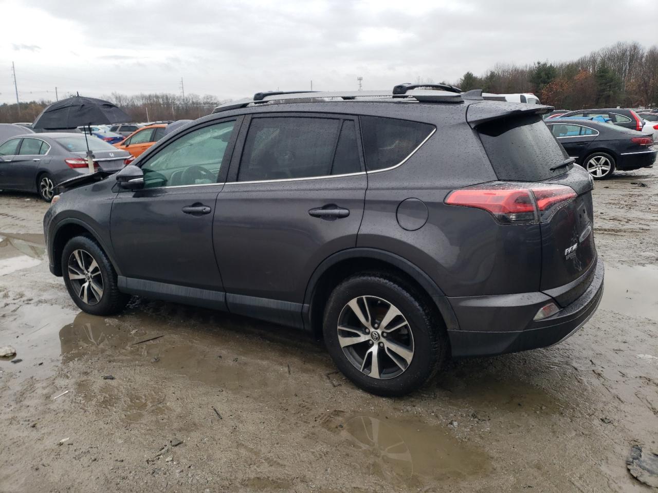 2017 Toyota RAV 4 VIN 2T3RFREV8HW675777 Copart auction photo, front end / minor dent/scratches damage thumbnail 2