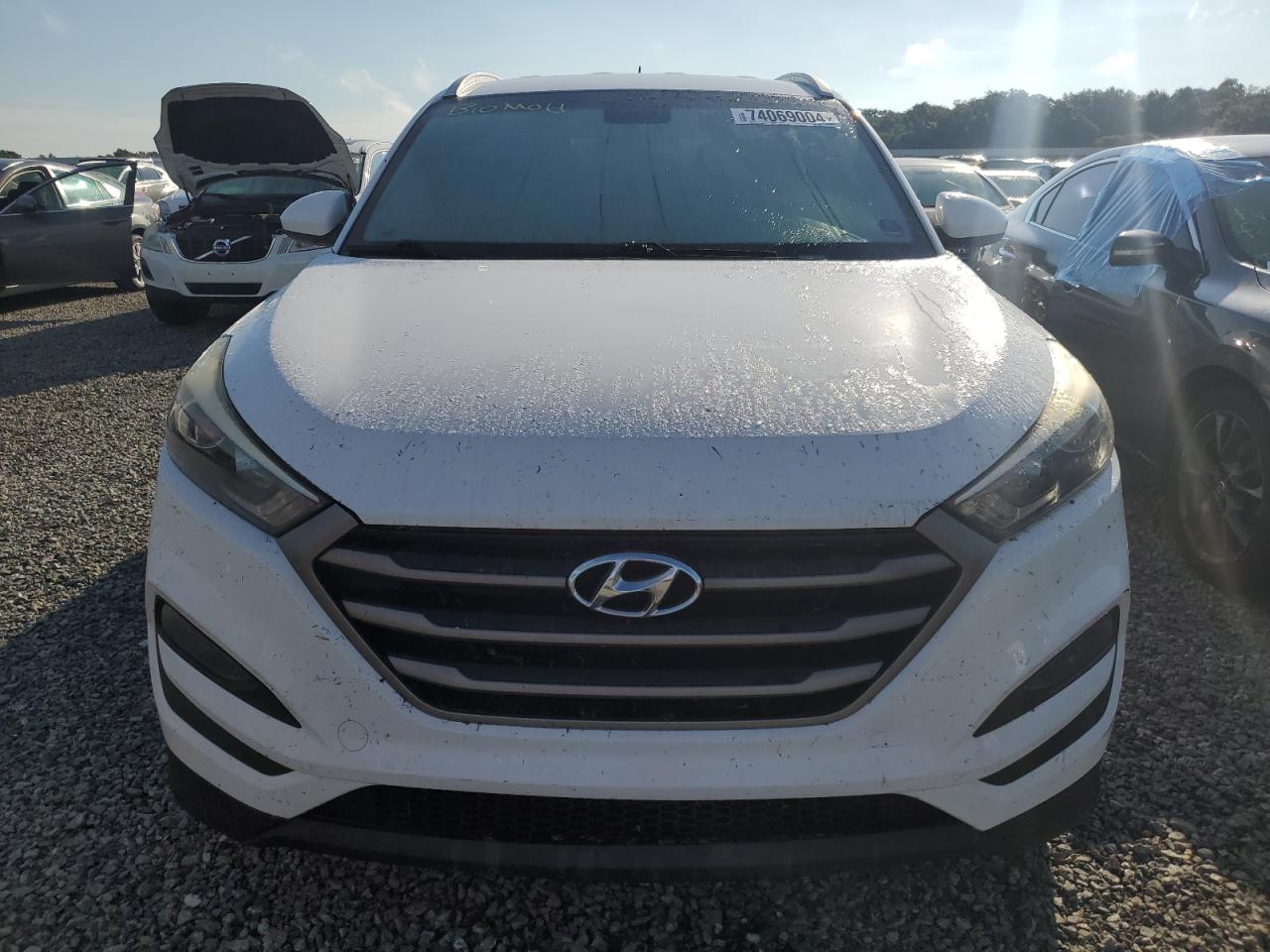 2016 Hyundai Tucson VIN KM8J33A40GU157220 Copart auction photo, water/flood damage thumbnail 5