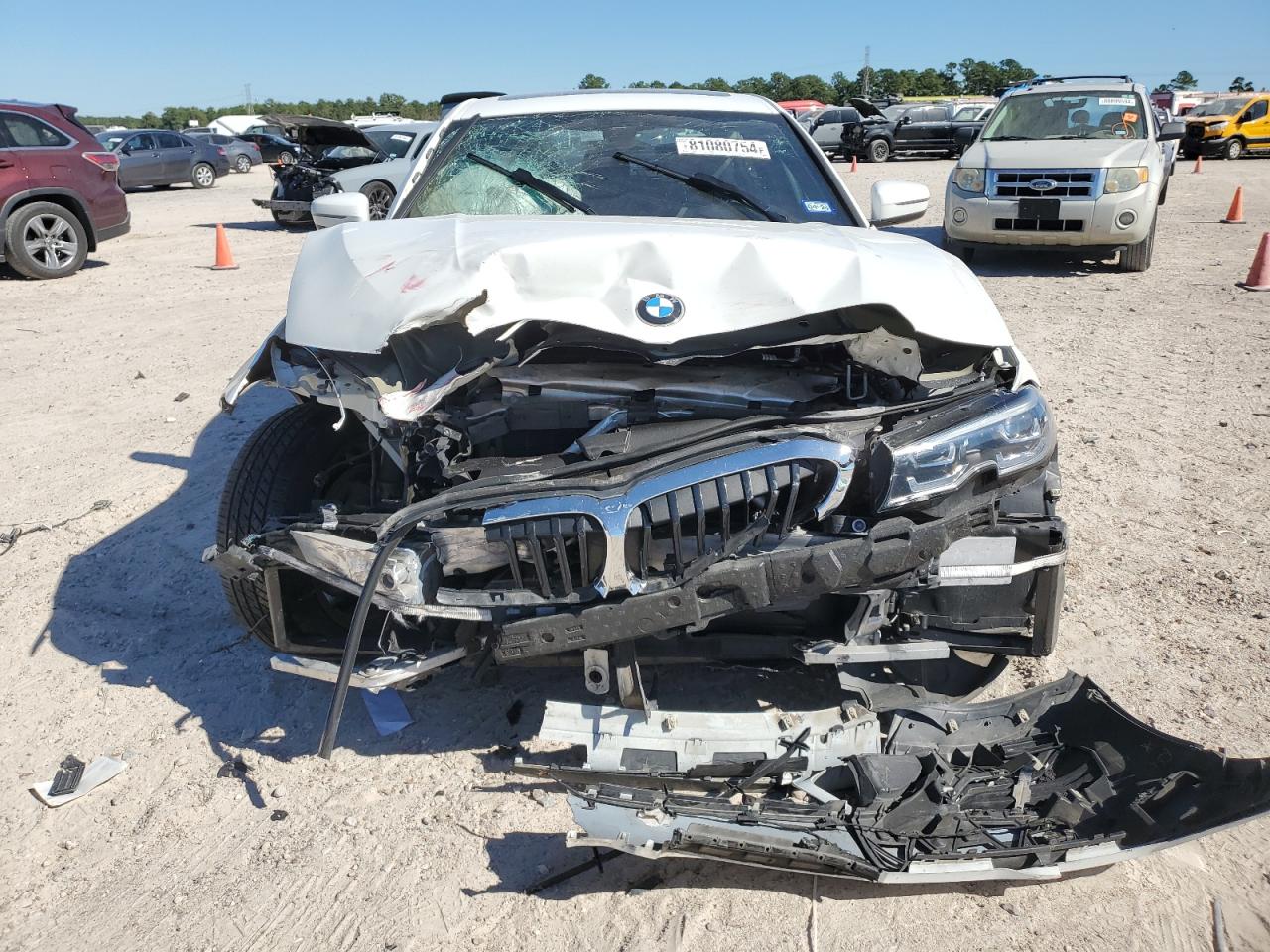 2020 BMW 3er VIN 3MW5R1J00L8B46678 Copart auction photo, front end damage thumbnail 5