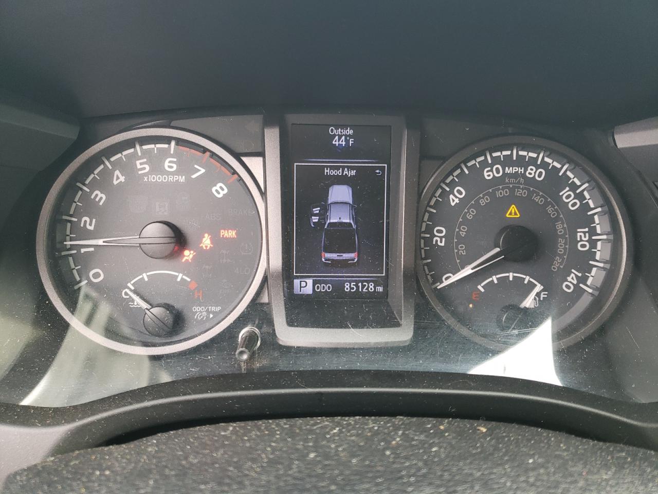 2018 Toyota Tacoma VIN 3TMCZ5AN0JM170013 Copart auction photo, front end / side damage thumbnail 9