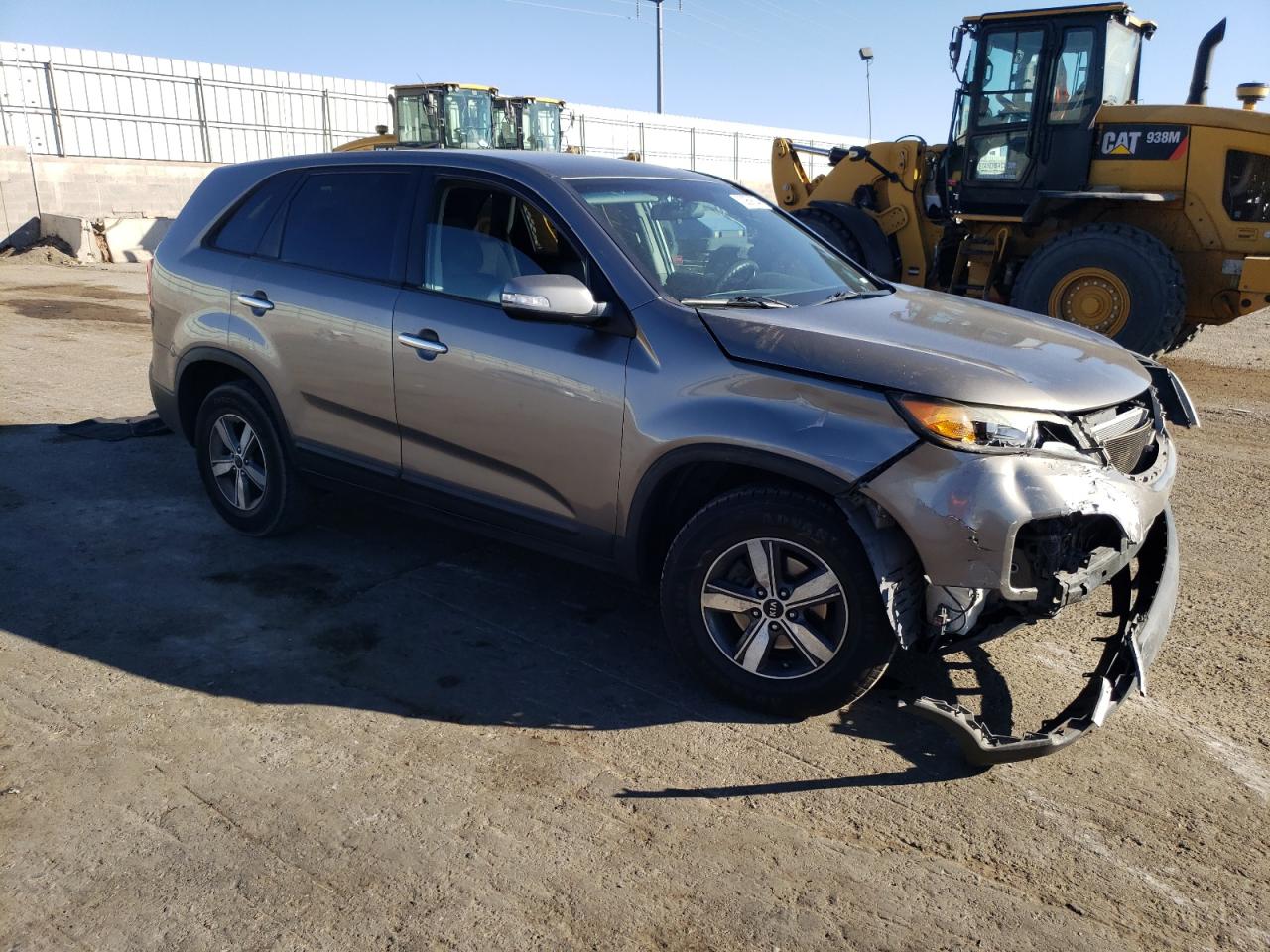 2012 KIA Sorento VIN 5XYKT3A17CG260029 Copart auction photo, front end damage thumbnail 4
