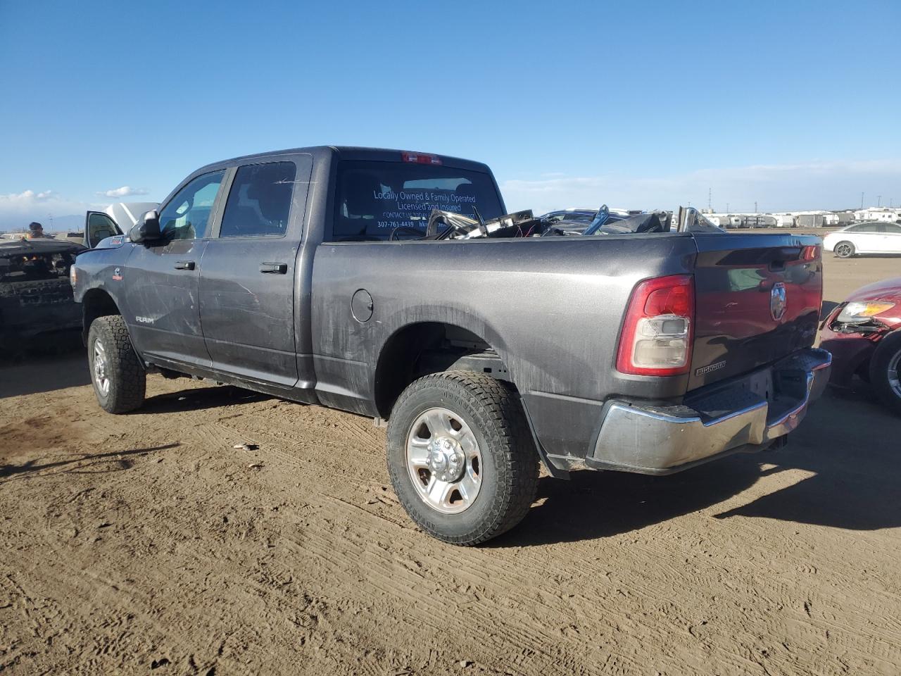 2022 RAM 2500 VIN 3C6UR5DL6NG298945 Copart auction photo, side / front end damage thumbnail 2
