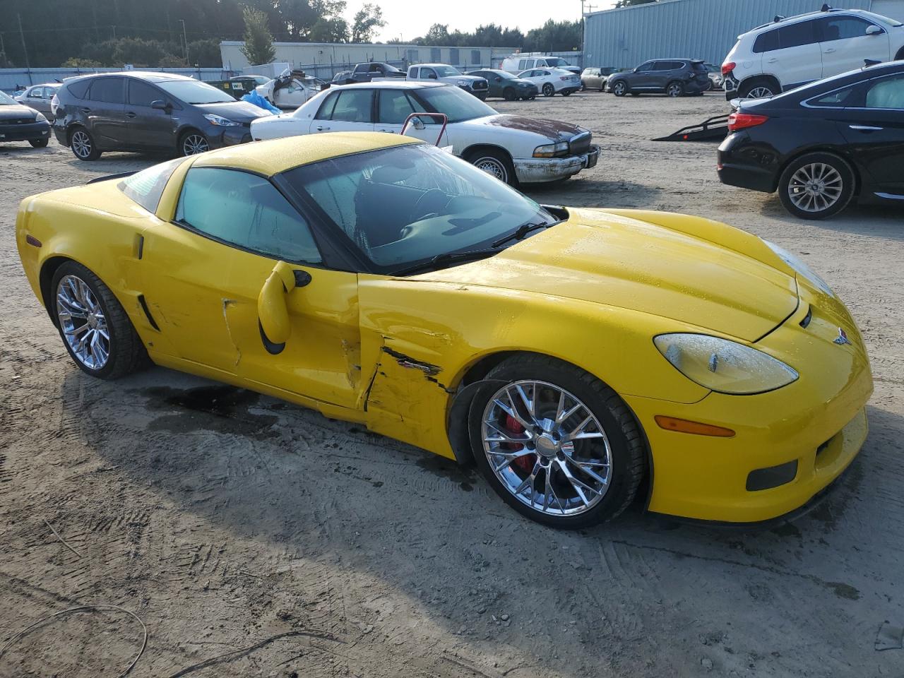 2006 Chevrolet Corvette VIN 1G1YY26E065103952 Copart auction photo, side / front end damage thumbnail 4