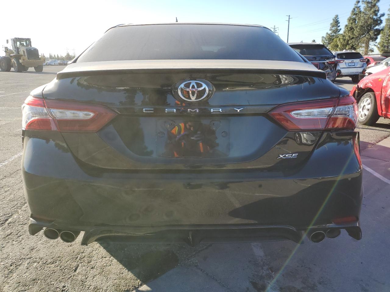 2018 Toyota Camry VIN 4T1B61HK7JU133704 Copart auction photo, side damage thumbnail 6