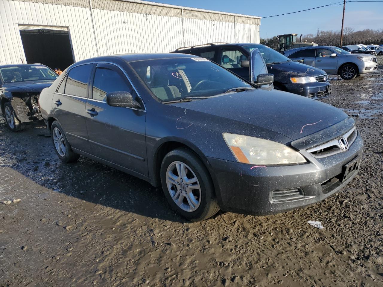 2007 Honda Accord VIN 1HGCM56707A158170 Copart auction photo, rear end / minor dent/scratches damage thumbnail 4