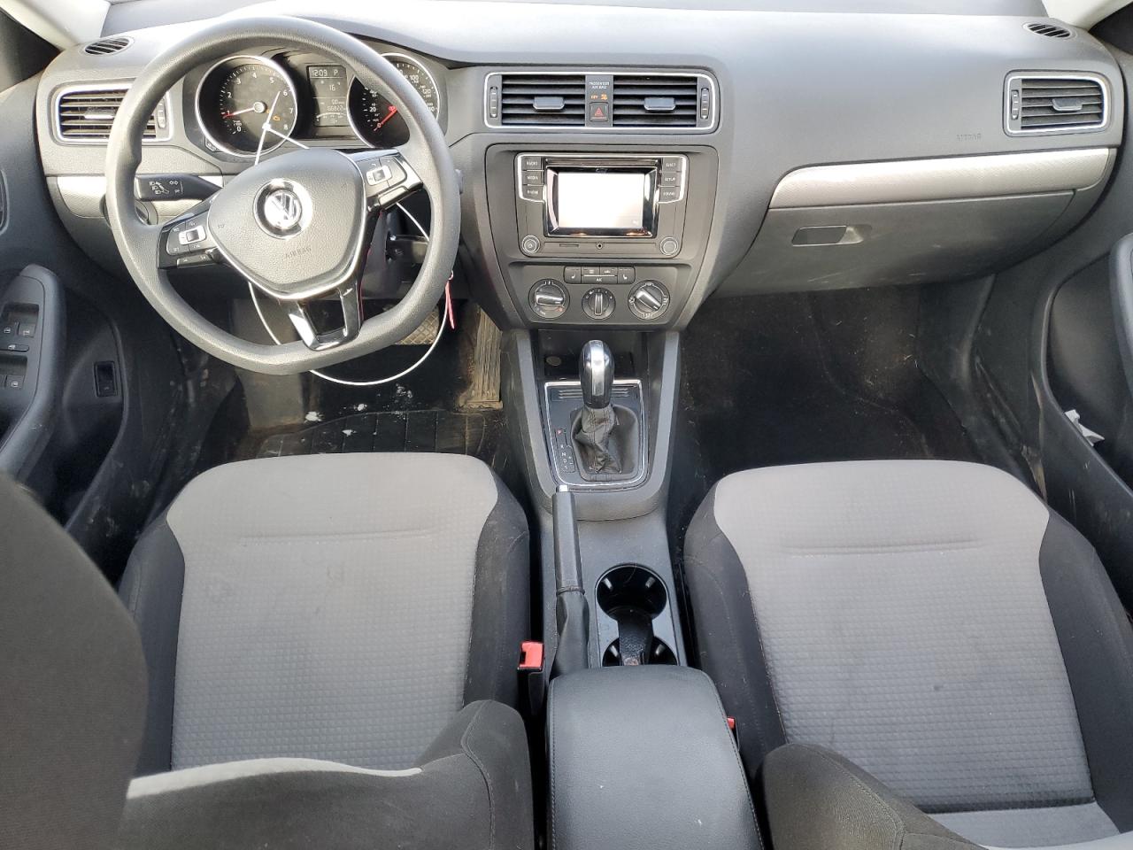2017 Volkswagen Jetta VIN 3VW2B7AJ1HM360936 Copart auction photo, front end damage thumbnail 8