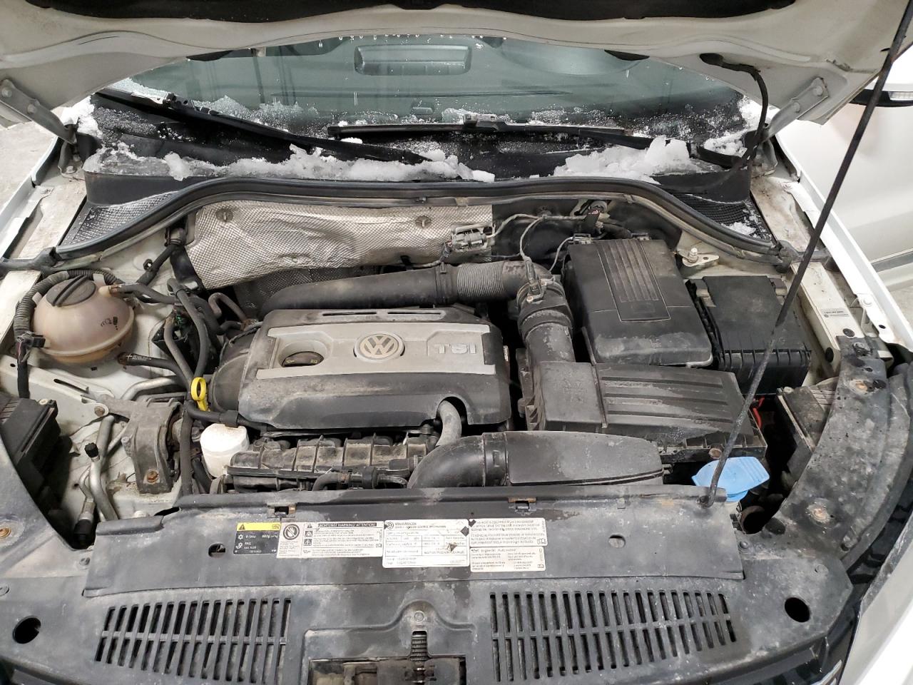 2015 Volkswagen Tiguan VIN WVGJV7AX1FW506495 Copart auction photo, side / front end damage thumbnail 12