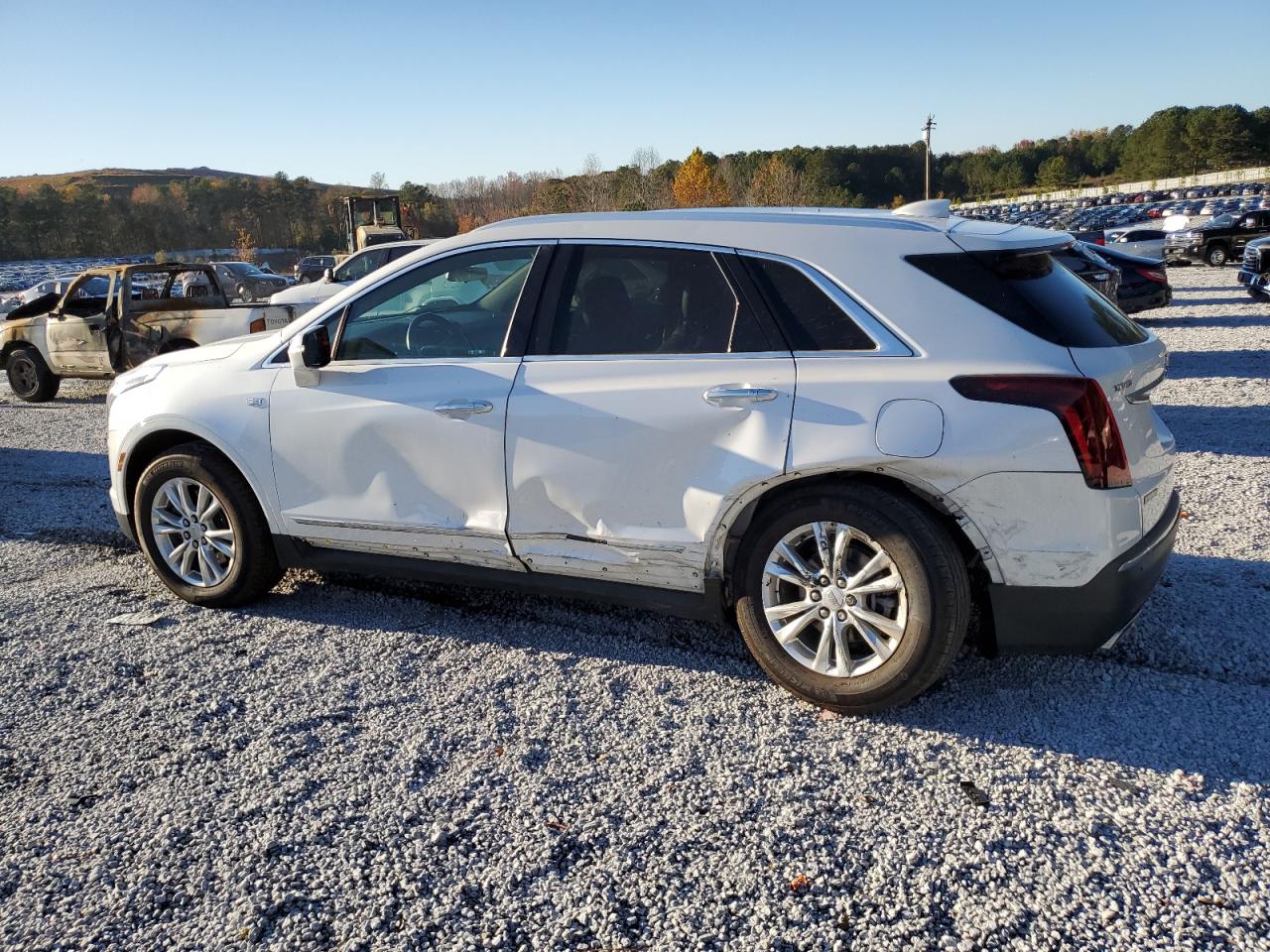 2021 Cadillac XT5 VIN 1GYKNAR46MZ171465 Copart auction photo, side / minor dent/scratches damage thumbnail 2