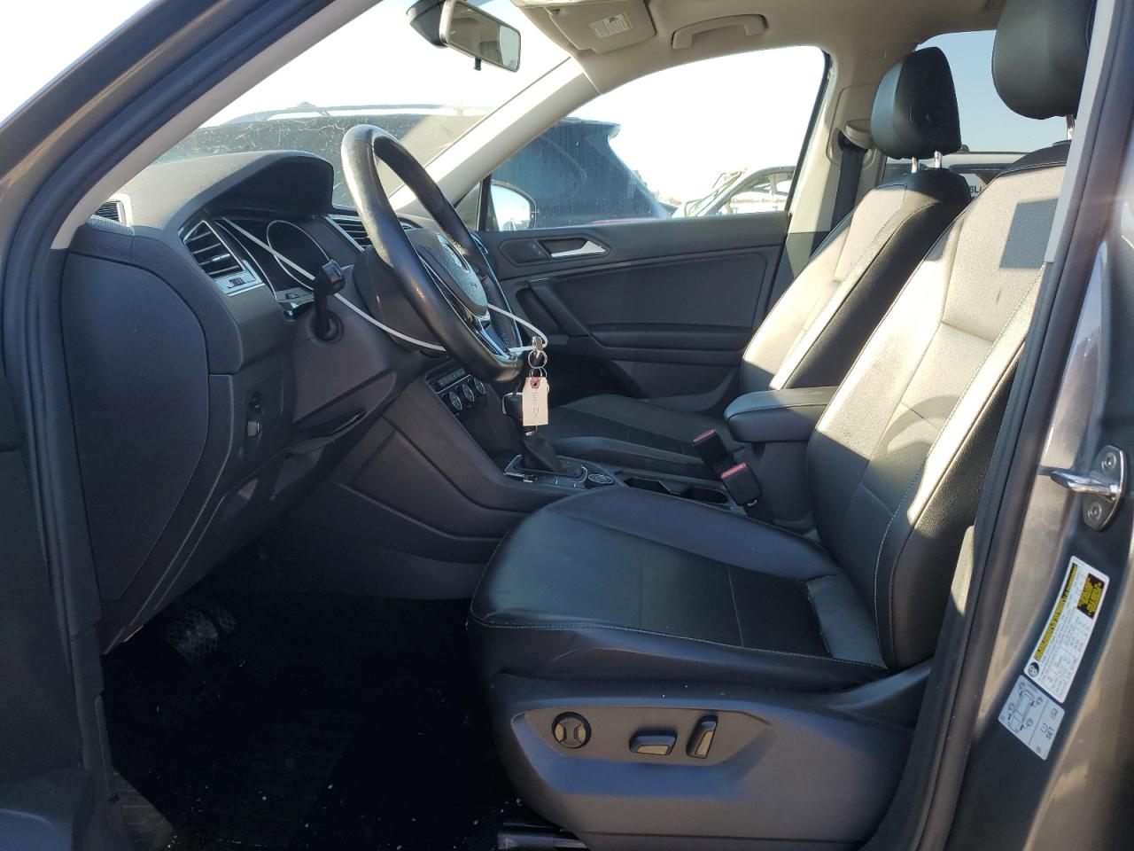 2019 Volkswagen Tiguan VIN 3VV2B7AX4KM085952 Copart auction photo, front end damage thumbnail 7