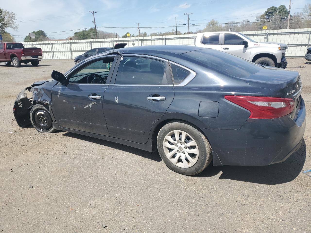 2018 Nissan Altima VIN 1N4AL3AP4JC225410 Copart auction photo, front end / minor dent/scratches damage thumbnail 2