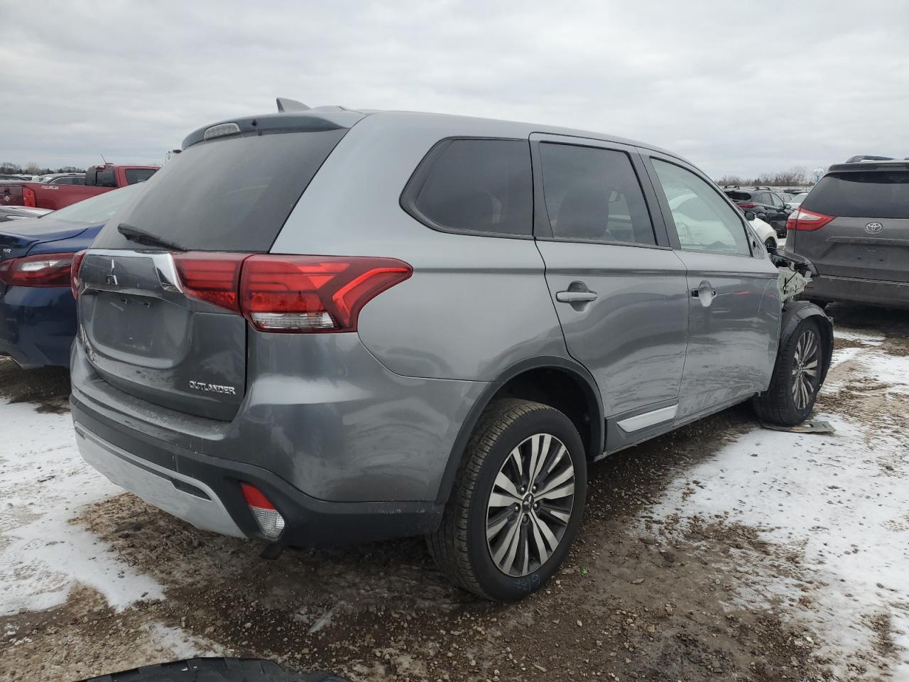2019 Mitsubishi Outlander VIN JA4AD3A3XKZ019151 Copart auction photo, front end / side damage thumbnail 3