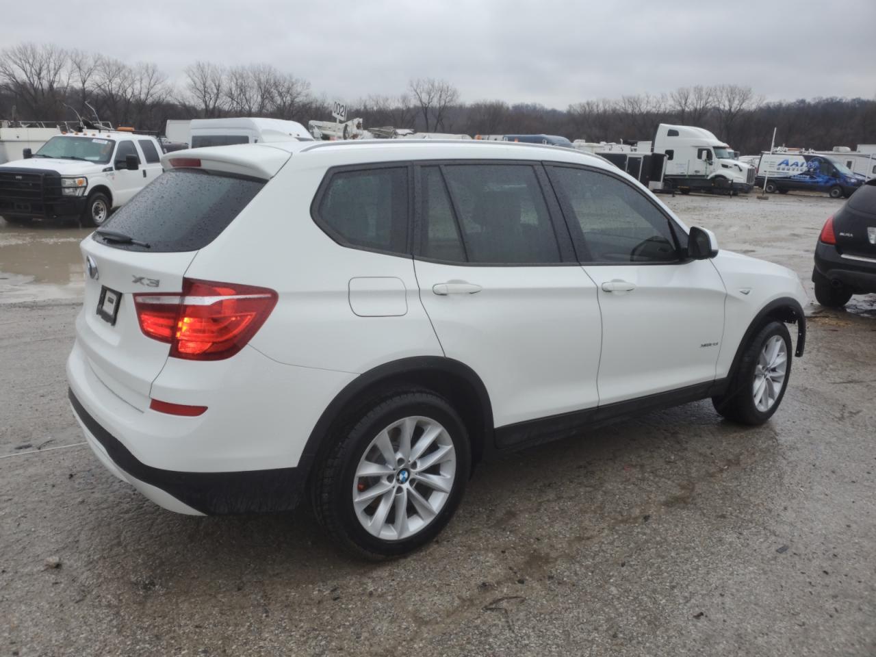 2017 BMW X3 VIN 5UXWX9C51H0D99807 Copart auction photo, front end damage thumbnail 3